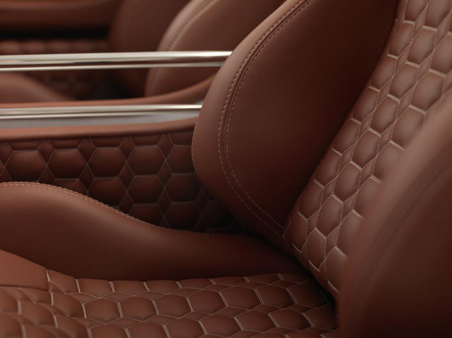Детали интерьера Spyker C8 Preliator Concept (255) 2016 года  (фото 15 из 21)